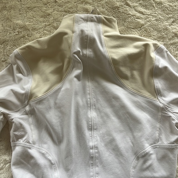 Lululemon Jacket - Picture 8 of 9